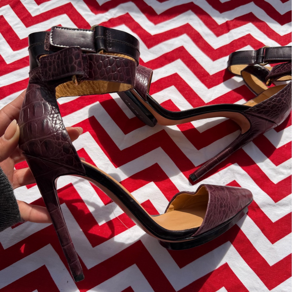 Lamb heels
